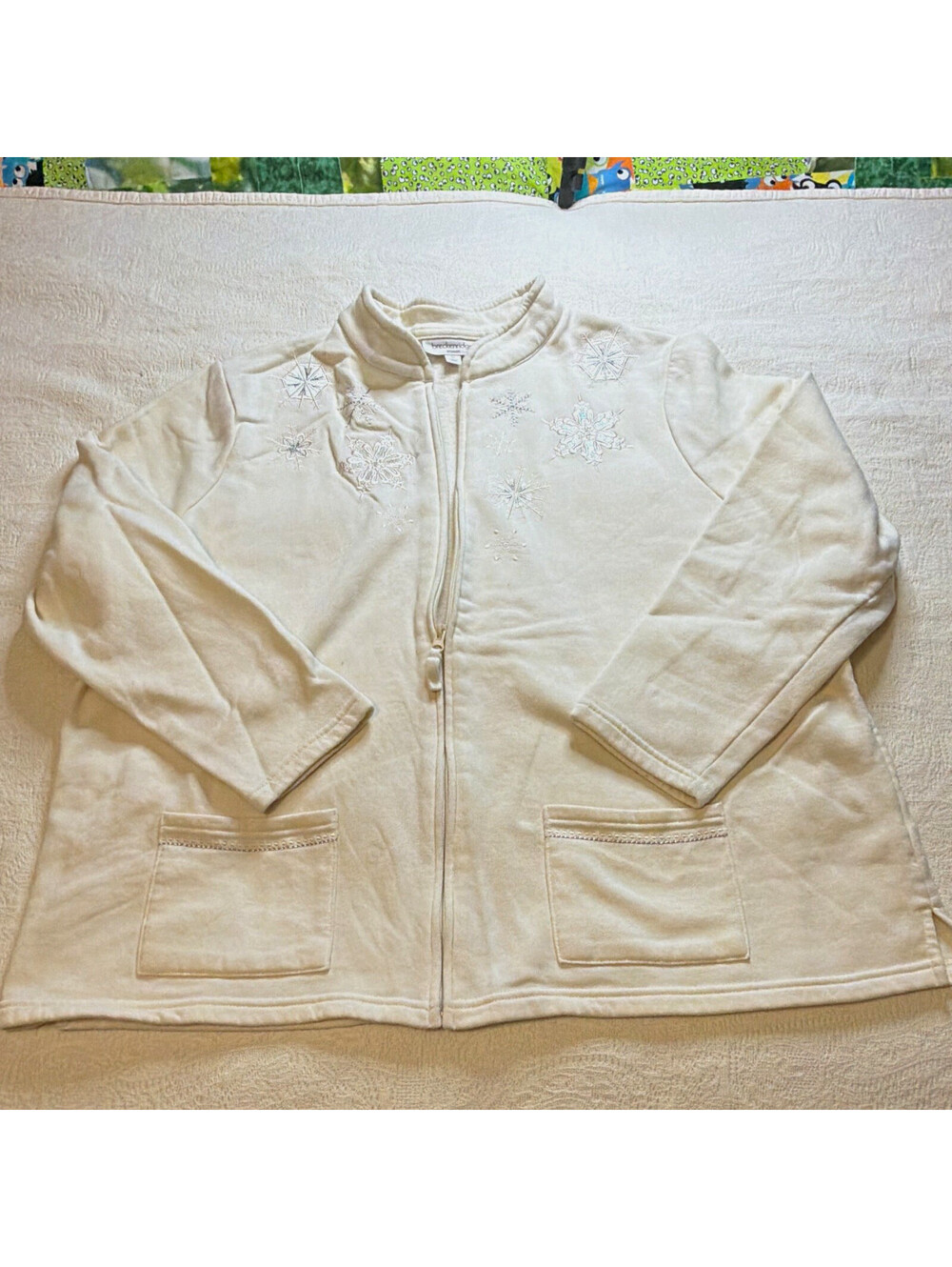 Breckenridge Women’s 3X Ivory Full Zip Jacket Snowflake Embroidered Long Sleeve